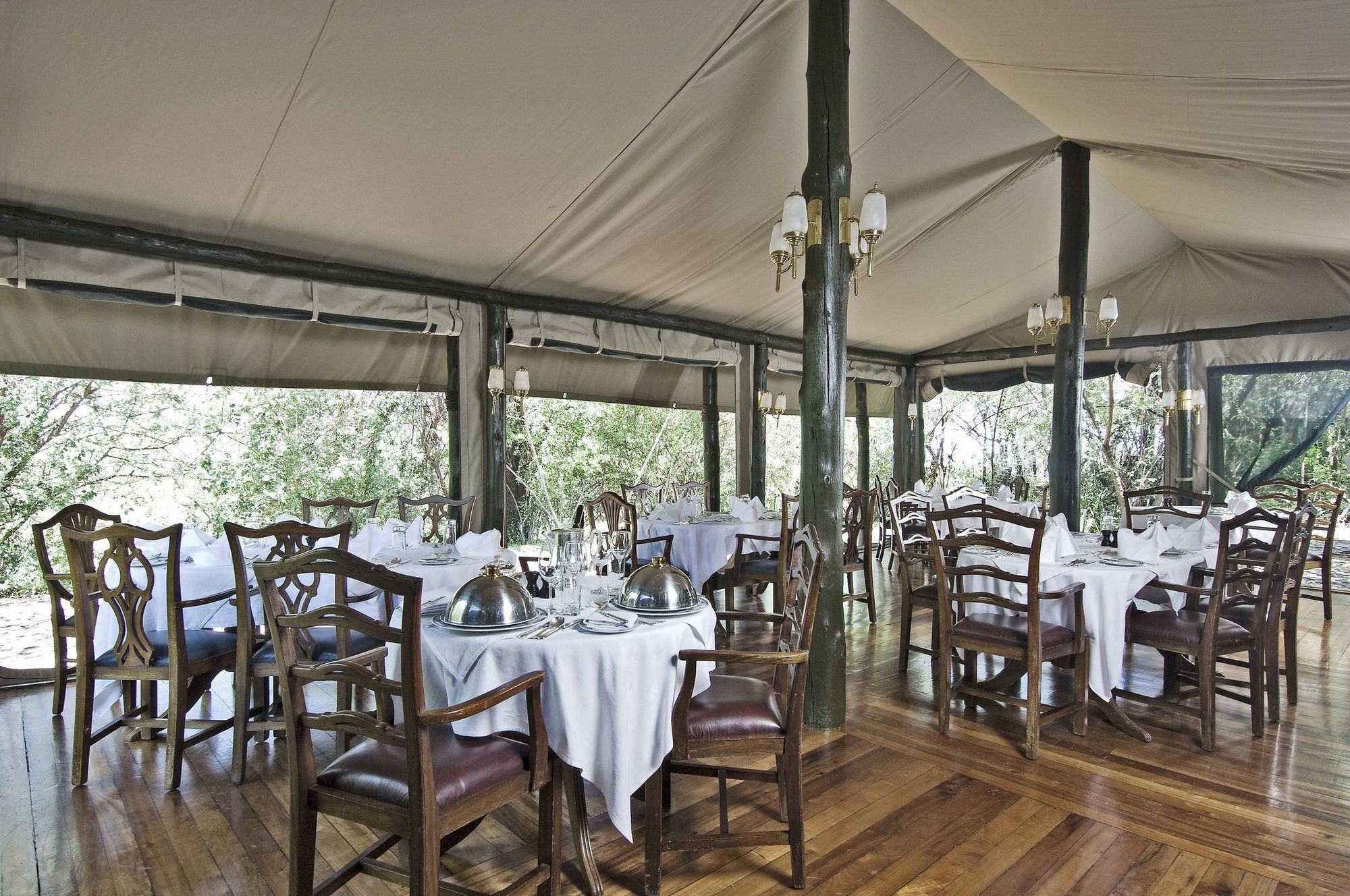 Kirawira Serena Camp Robanda Restaurant billede